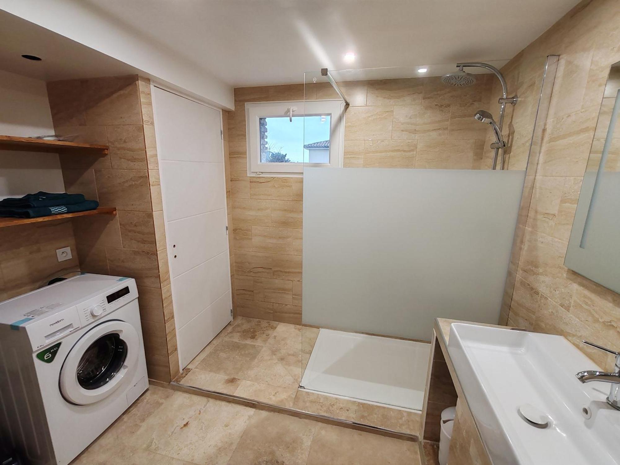 Appartement T3 Neuf Proche Centre Ville, Clim Et Parking Et Centrale Edf Valence  Exterior photo